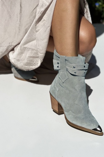 Botine Kiara Piele Naturala - milky- blue