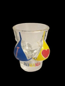Pahar cu forma sani 