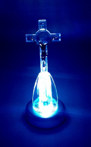Cruce Ortodoxa din plastic cu led multicolor ALBASTRU