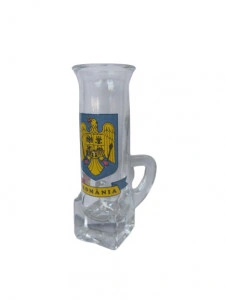 Pahar din sticla inalt cu maner 1