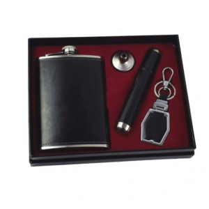 Set cadou 4 accesorii pentru barbati