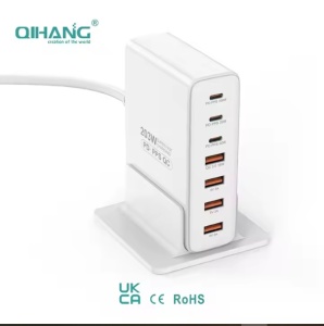 200 W GaN Multi-Port Desktop Fast Charger – PD & QC 3.0