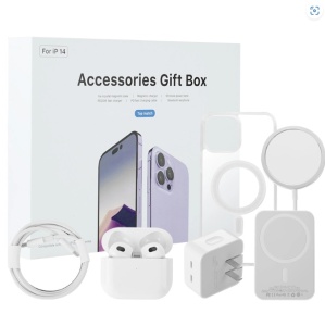 All accessories arranged together in compact gift package