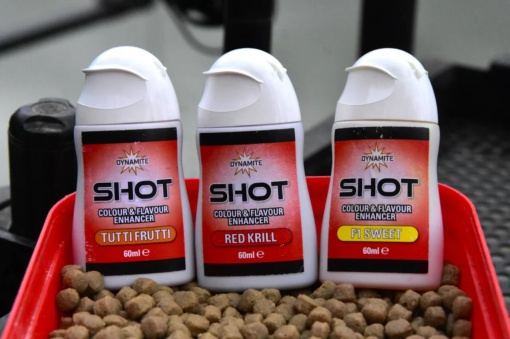 Colorant Nade si Amplificator Arome Dynamite Baits 60ml