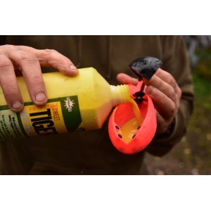 Atractant Dynamite Baits Sweet Tiger Liquid Carp Food 1L - ambalaj