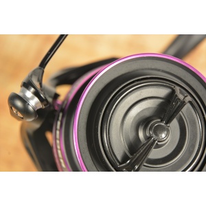 Mulineta Carp Expert Mulineta Purple Feeder 6000 pentru pescuit - Fisela