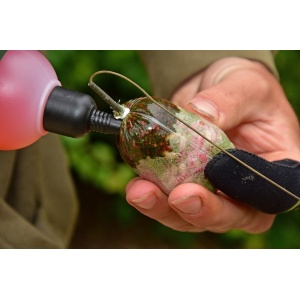 Ulei Atractant Dynamite Baits Evolution Oil 300ml - echipament pentru pescuit - Fisela