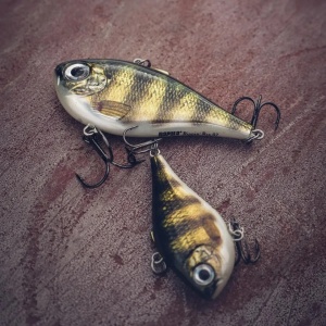 Vobler Rapala Ultra Light Rippin Rap ULRPR04 CSD 4cm 5g pentru pescuit la rapitori - Fisela