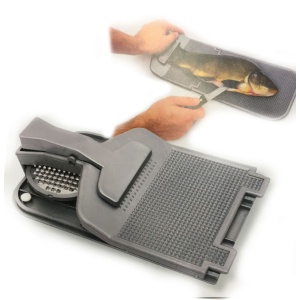 Placa Pentru Curatat Peste Cu Dispozitiv Indepartare Solzi - vedere secundara