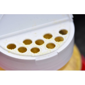 Aditiv Praf Colorant Dynamite Baits Shake'n Catch 260g - echipament pentru pescuit - Fisela