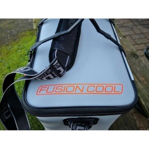 Geanta Guru Geanta Frigorifica Fusion Cool Bag 54x32x32cm pentru pescuit - Fisela