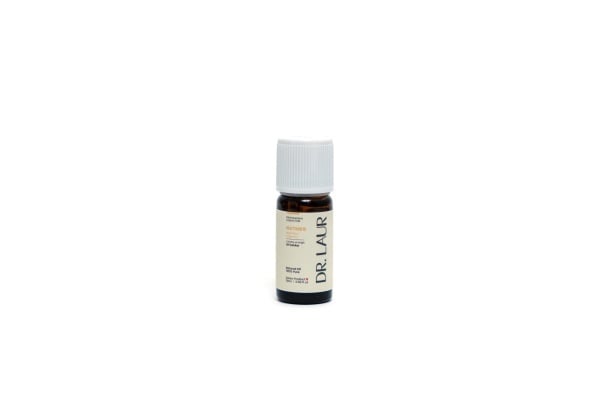 Ulei esențial de Nucșoară 100% pur – 10 ml.