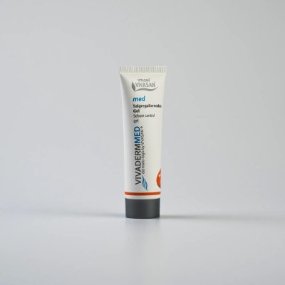 Linia Vivaderm Med - Gel hipoalergenic pentru controlul producerii de sebum - 30 ml.