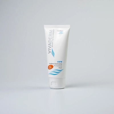 Linia Vivaderm - Cremă cu uree hidratantă, hipoalergenică - 100 ml.
