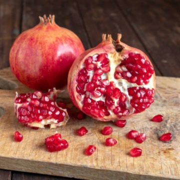 Rodie (Punica granatum), arbust fructifer