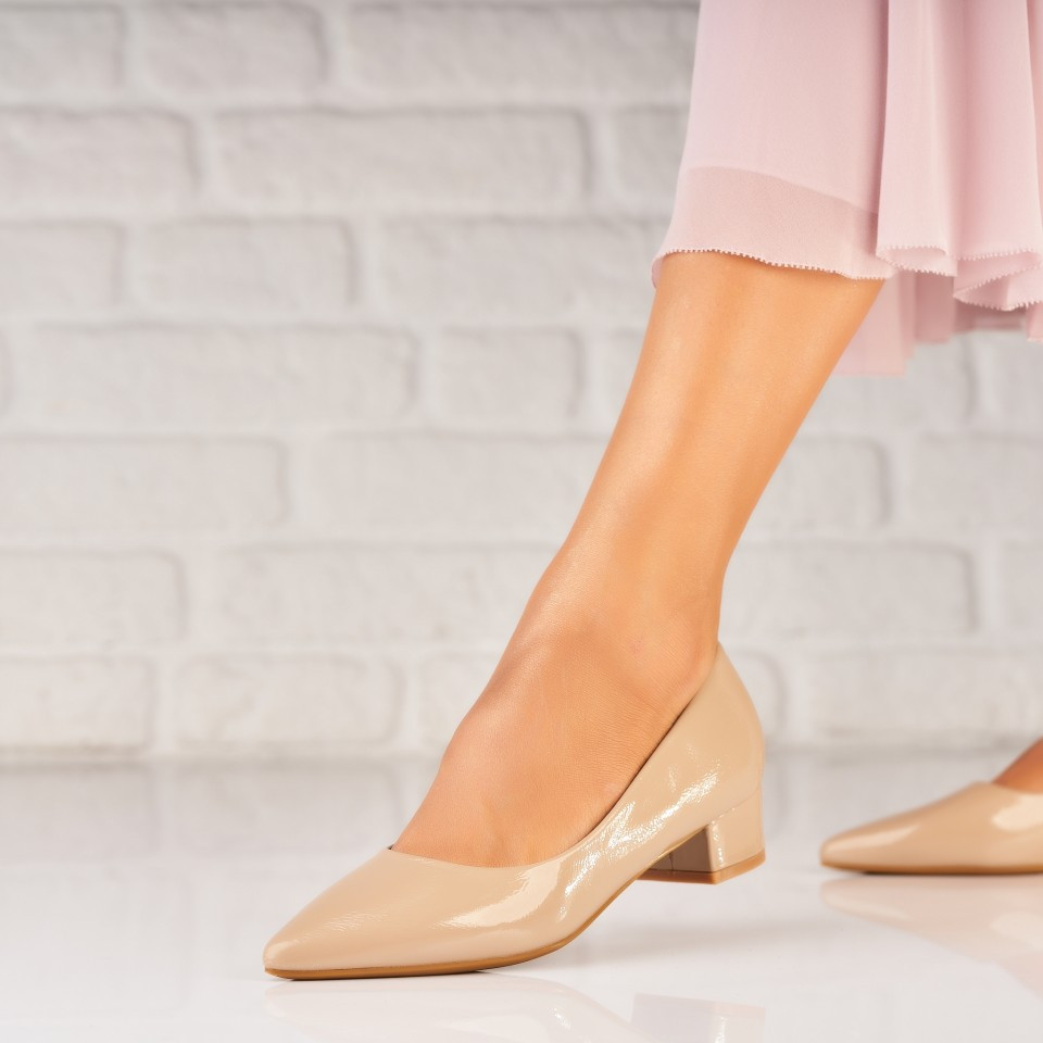 Γυναικεία Παπούτσια με Τακούνι Οικολογικό Γυαλισμένο Δέρμα Μπεζ Iqlas A5789