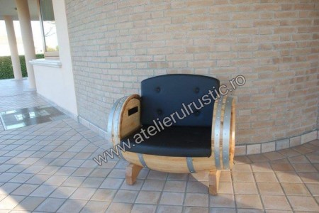 Masă  cu  2 canapele - Img 3