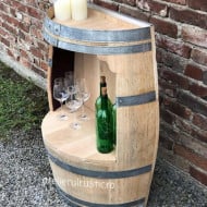 Raft butoi din lemn masiv cu o deschidere mică