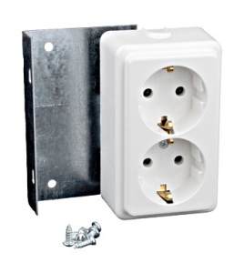 Set prize duble 16A, 250V c.a., cu sistem de montaj