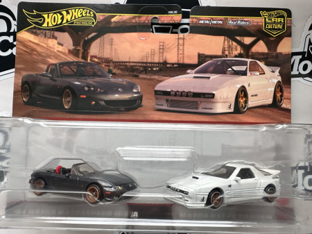1:64 Hot Wheels Premium 2 Pack Set - '04 Mazda Mazdaspeed Miata and Mazda RX7 FC Pandem