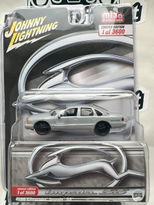 1:64 1996 Chevrolet Impala SS Matt Grey
