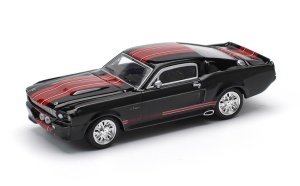 1:64 Shelby Mustang GT500 Dark Chrome