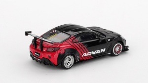 1:64 Toyota GR86 LB Nation Advan - Img 2
