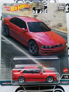 1:64 '01 BMW M5 Red Canyon Warriors