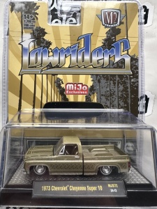 1:64 1973 Chevrolet Cheyenne Super 10 Lowriders
