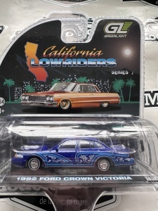1:64 1992 Ford Crown Victoria California Lowriders Series 7