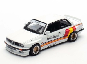 1:64 Pandem Rocket Bunny BMW E30 Matt White Diecast Con Madrid 2026 Event Edition