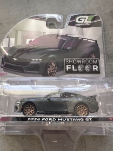 1:64 2024 Ford Mustang GT Showroom Floor Series 7