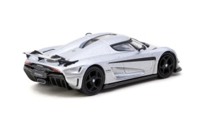 1:64 Koenigsegg Regera Silver Metallic/Blue Accents - Img 2