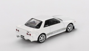 1:64 Nissan Skyline GT-R (R32) VeilSide Combat C-I White - Img 2