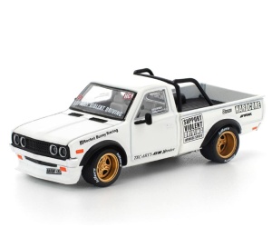 1:64 Pandem Datsun 620 White