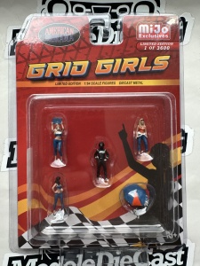 1:64 Set Figurine Grid Girls American Diorama
