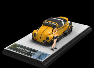 1:64 RWB Beetle Yellow with Figure - Img 1