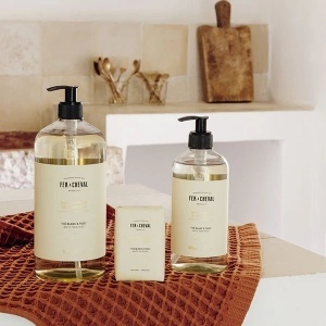 Sapun cu Ulei de Migdale si Unt de Shea 125g - Ceai Alb & Yuzu - Fer a Cheval - Img 2