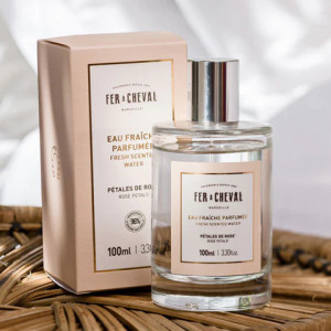 Apa corporala parfumata 100ml - Petale de Trandafir - Fer a Cheval - Img 2
