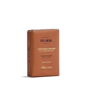 Sapun ultra hidratant cu ulei de Masline si unt de Shea - parfum Floare de Portocal 125g - Fer à Cheval - Img 1