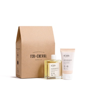 Cofret Cadou - Ulei hranitor de migdale , caise si masline 100ml si Crema de Maini cu unt de Shea 75ml - Fer a Cheval