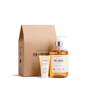 Cofret Cadou - Sapun lichid de Marsilia si Crema de Maini cu unt de Shea , Miere si Migdale - Fer à Cheval
