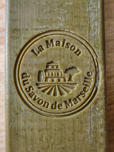 Sapun de Marsilia - Bara de 2Kg 72% Huile d'Olive - Img 2
