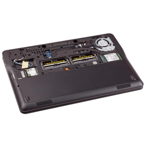 CR Vengeance 16GB(2 x 8GB) SODIMM DDR4 - Img 3