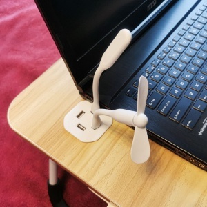 Masa pentru Laptop plianta din MDF, dimensiune 60 x 39,5 cm, cu USB, lampa si ventilator - Img 9