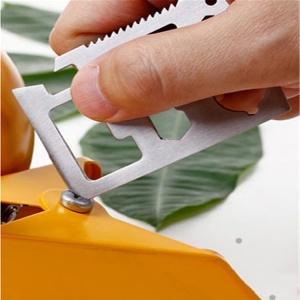 Multitool card outdoor / camping / survival tool, cu husa - Img 1