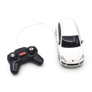 MASINA CU TELECOMANDA PORSCHE CAYENNE TURBO ALB CU SCARA 1 LA 24 - Img 2