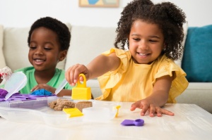 KINETIC SAND SET GEANTA PENTRU PLAJA VARIETY CASE - Img 3