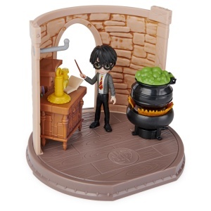 HARRY POTTER WIZARDING WORLD MAGICAL SALA DE CLASA MINIS POTIUNI HARRY POTTER - Img 2
