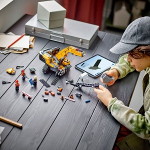 LEGO CITY EXCAVATOR GALBEN DE CONSTRUCTII 60420 - Img 4